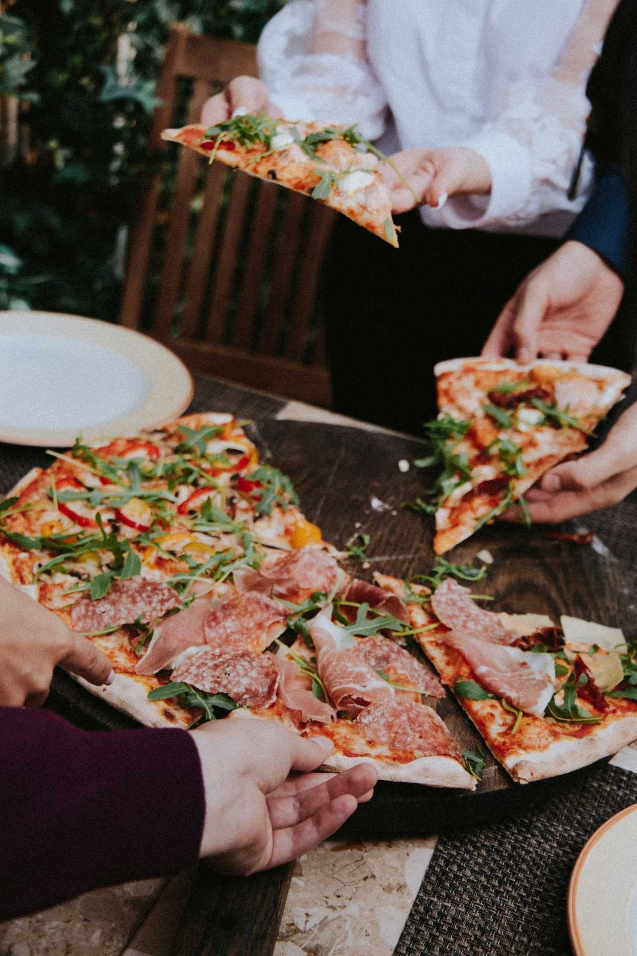 Sharing pizza